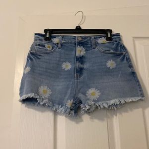 Daisy print Jean shorts